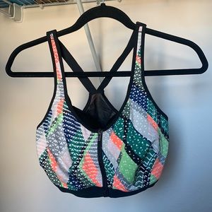 VSX Knockout Front-Close Sports Bra 34DDD
